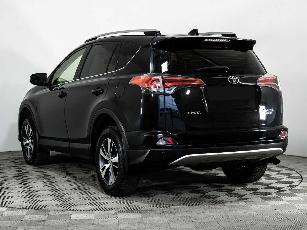 Toyota RAV4 с пробегом — 2015 год. Фото: #5