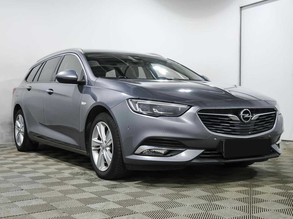 Opel Insignia с пробегом — 2018 год. Фото: #2