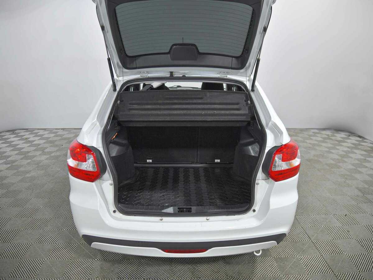 Lada (ВАЗ) Granta с пробегом — 2023 год. Фото: #11