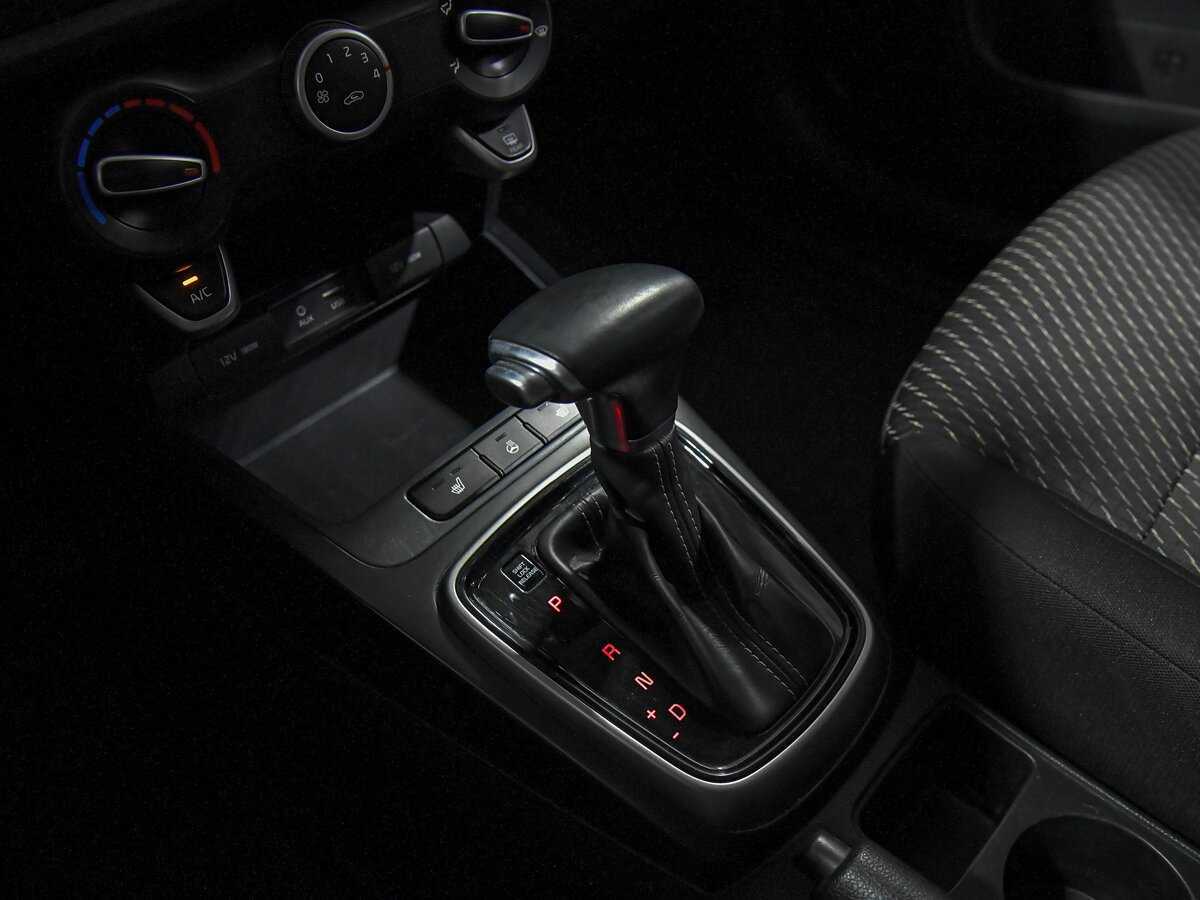 Kia Rio с пробегом — 2018 год. Фото: #10