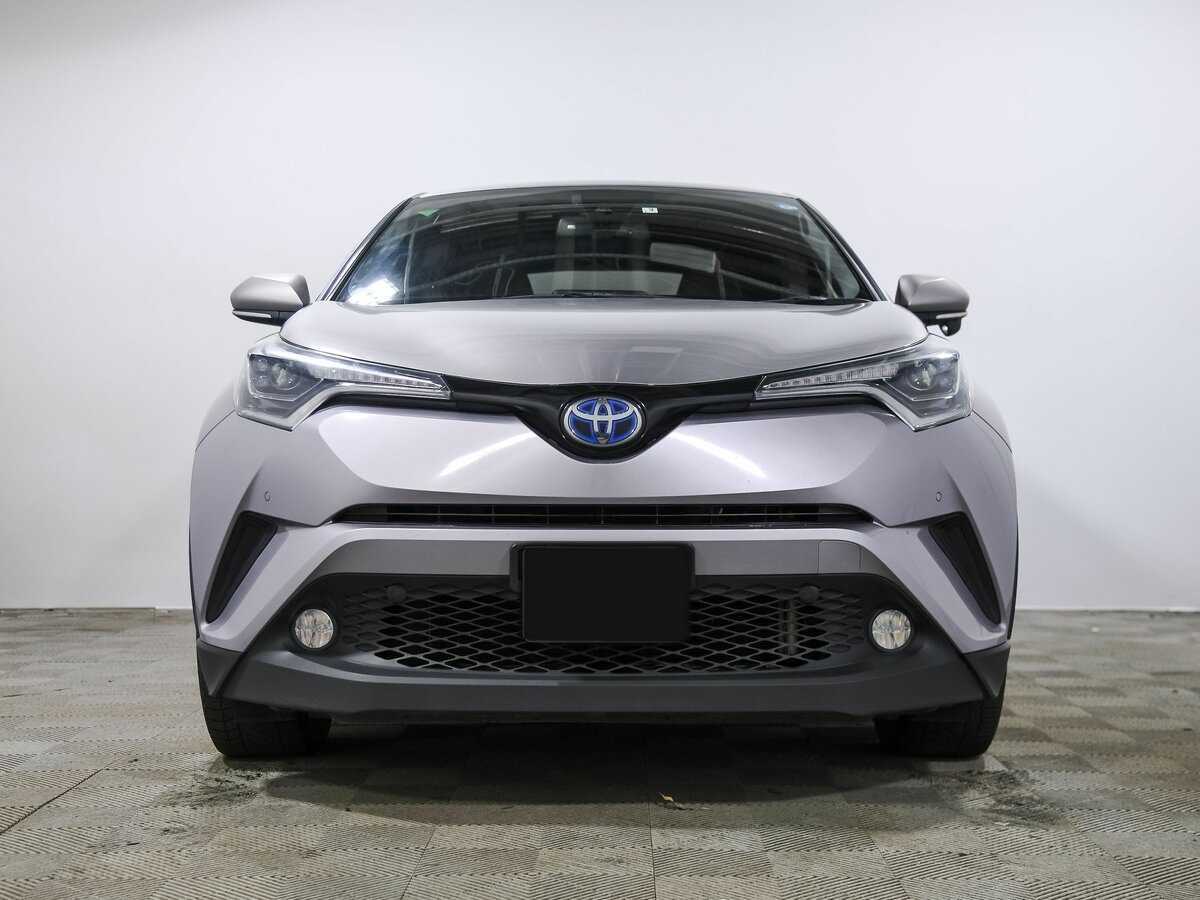 Toyota C-HR с пробегом — 2017 год. Фото: #1