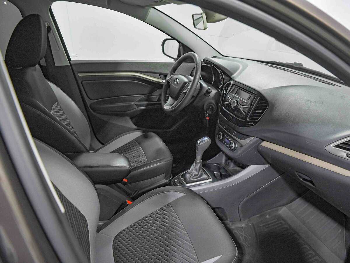 Lada (ВАЗ) Vesta с пробегом — 2019 год. Фото: #15