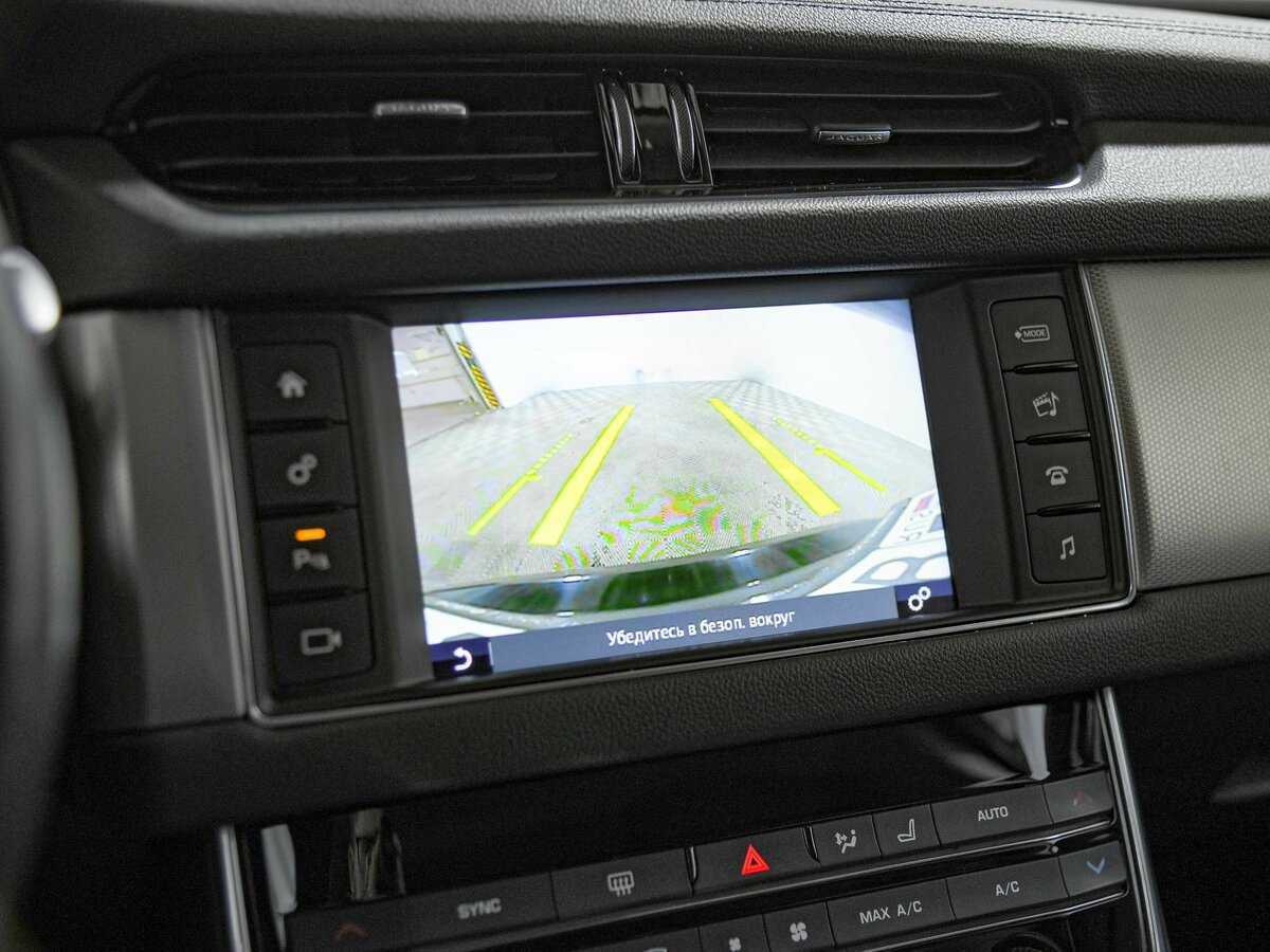 Jaguar XF с пробегом — 2017 год. Фото: #11