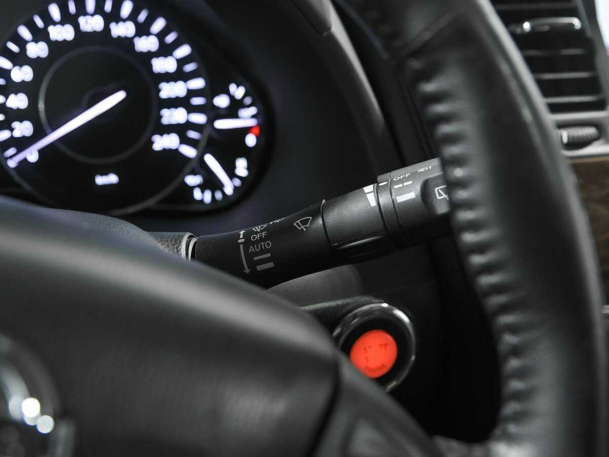 Nissan Patrol с пробегом — 2012 год. Фото: #8