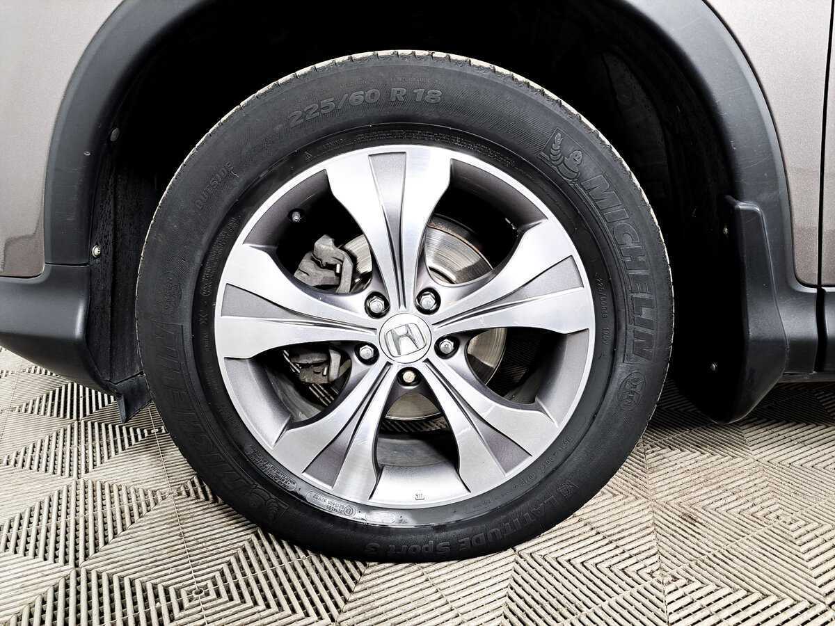 Honda CR-V с пробегом — 2013 год. Фото: #17