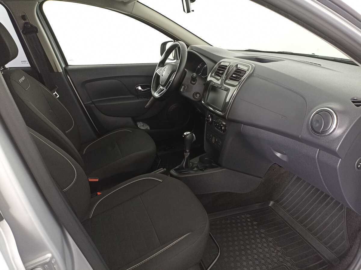 Renault Sandero с пробегом — 2019 год. Фото: #10