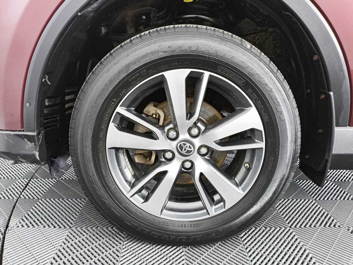 Toyota RAV4 с пробегом — 2019 год. Фото: #17