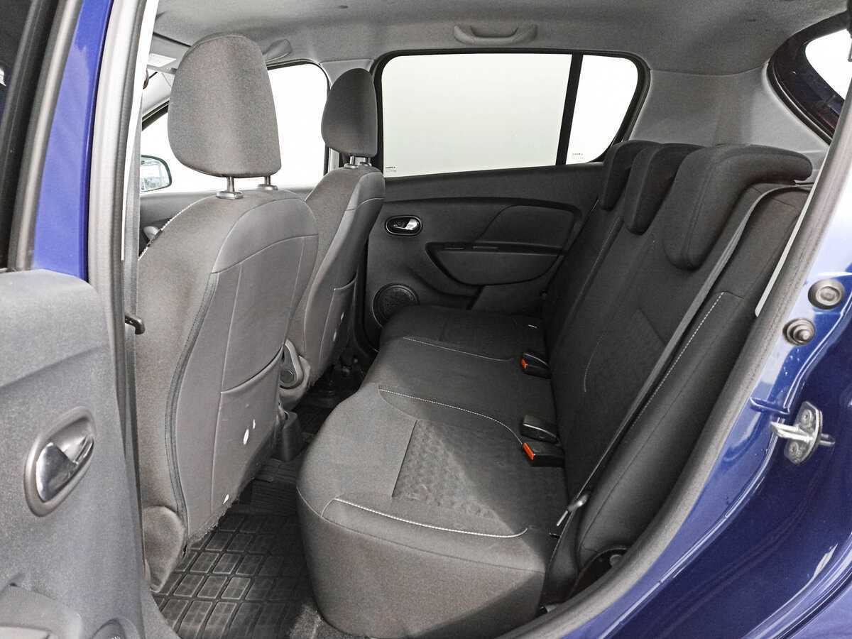 Renault Sandero с пробегом — 2018 год. Фото: #10