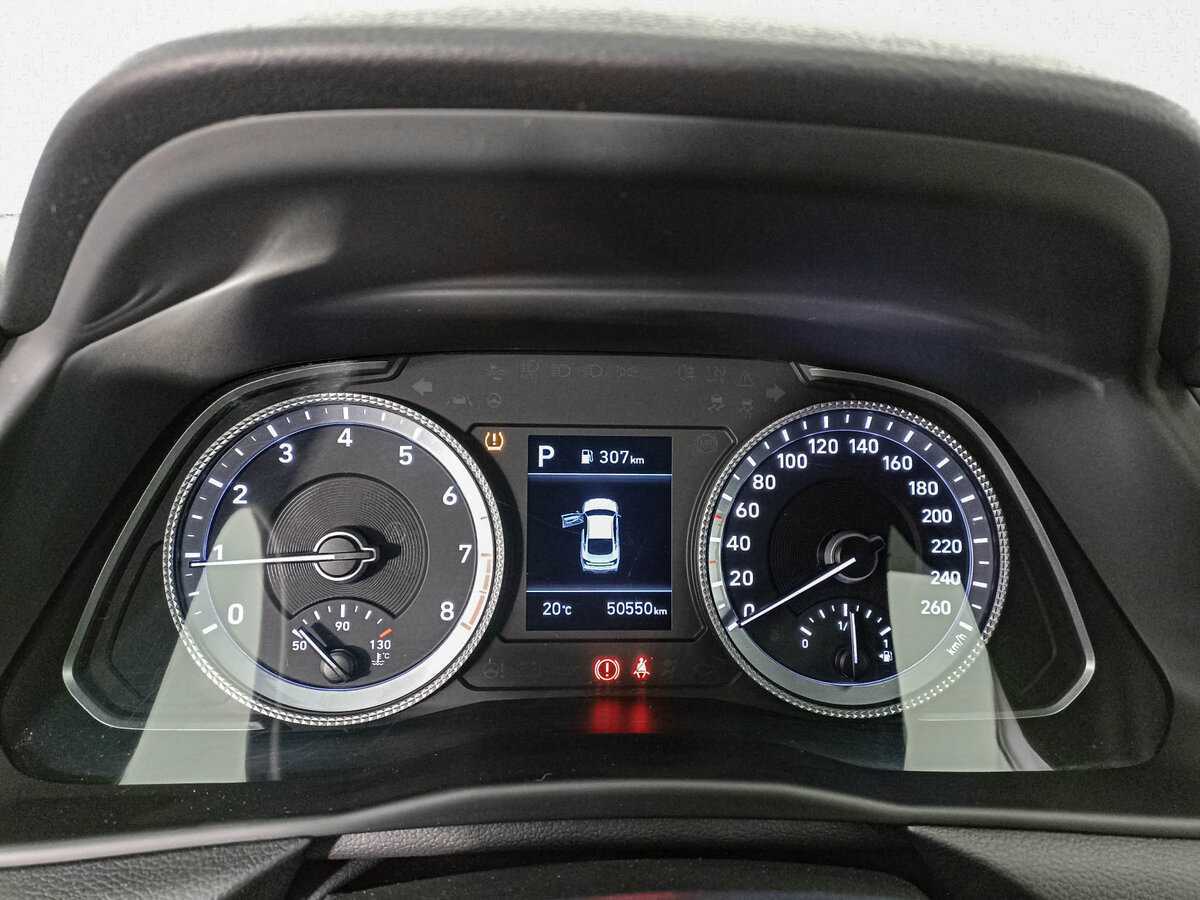 Hyundai Sonata с пробегом — 2020 год. Фото: #12