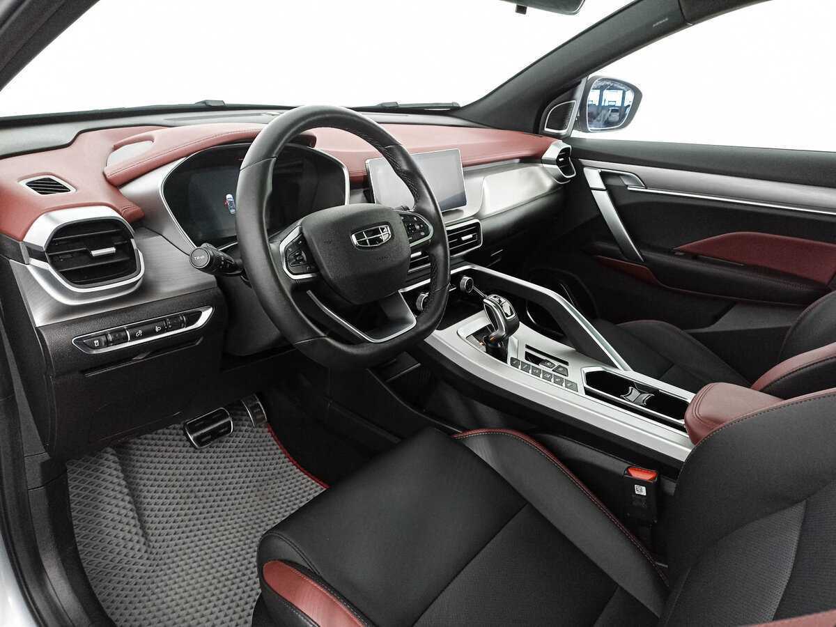 Geely Coolray с пробегом — 2022 год. Фото: #12