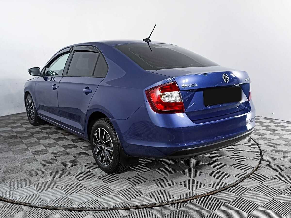 Skoda Rapid с пробегом — 2018 год. Фото: #6