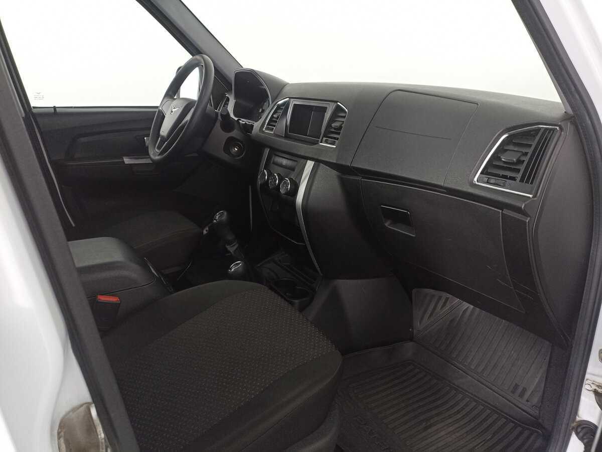 УАЗ Patriot с пробегом — 2018 год. Фото: #10