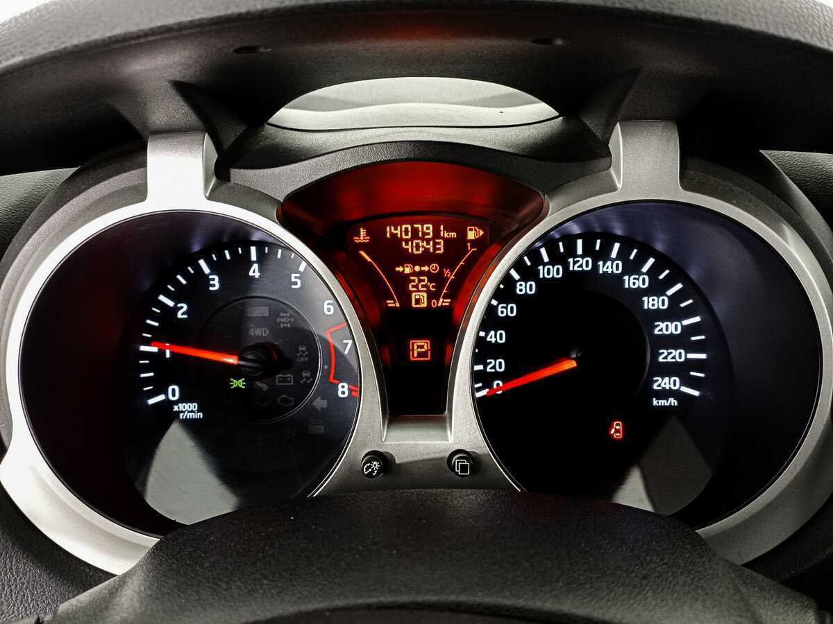 Nissan Juke с пробегом — 2014 год. Фото: #11