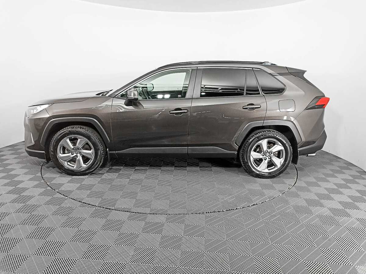 Toyota RAV4 с пробегом — 2019 год. Фото: #6
