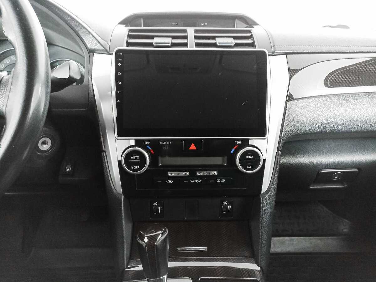 Toyota Camry с пробегом — 2014 год. Фото: #12