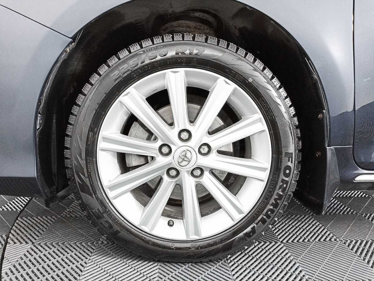 Toyota Camry с пробегом — 2014 год. Фото: #15