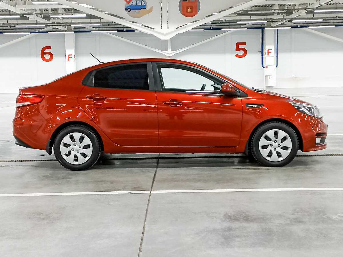 Kia Rio с пробегом — 2015 год. Фото: #3