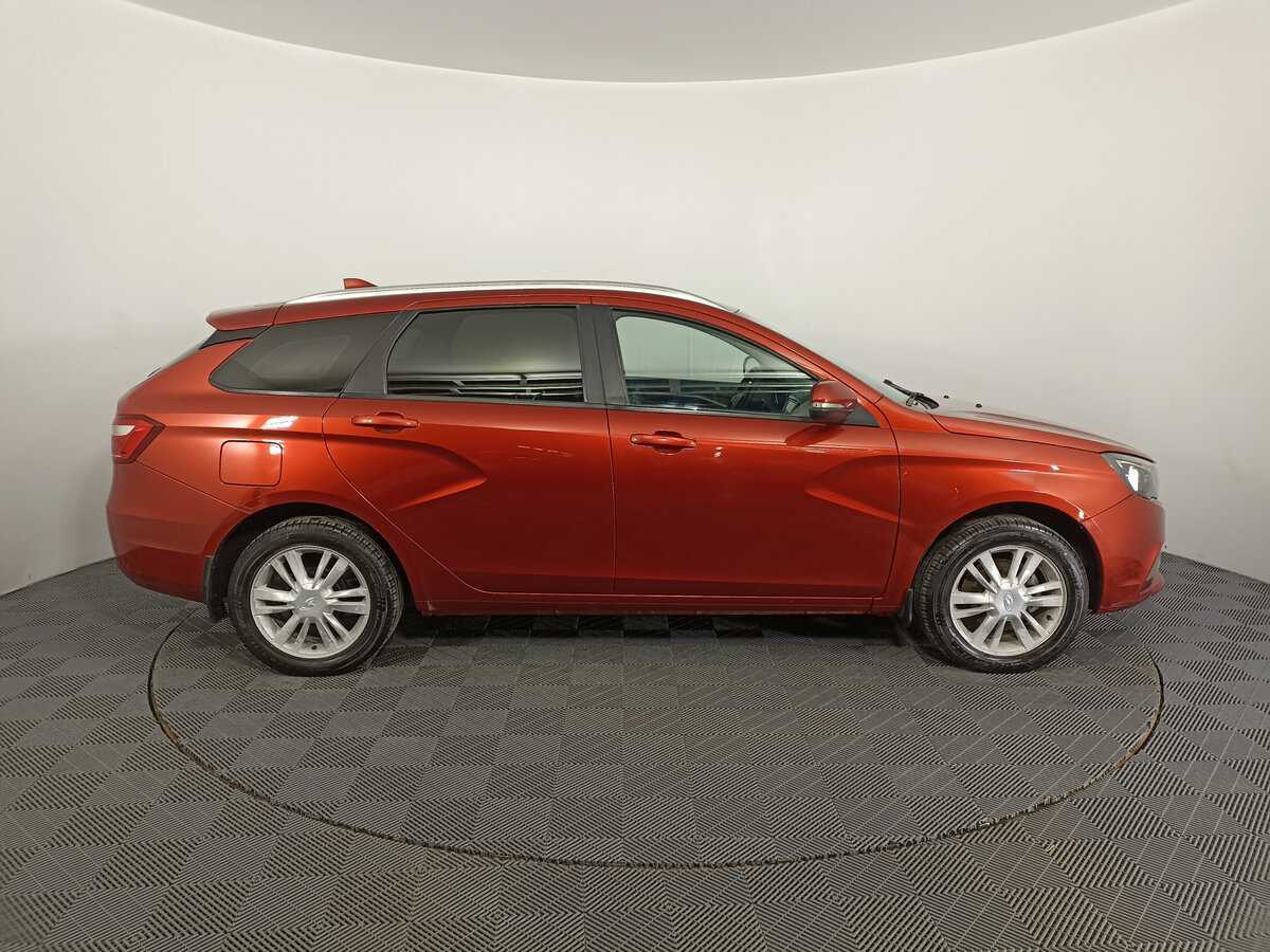 Lada (ВАЗ) Vesta с пробегом — 2019 год. Фото: #3