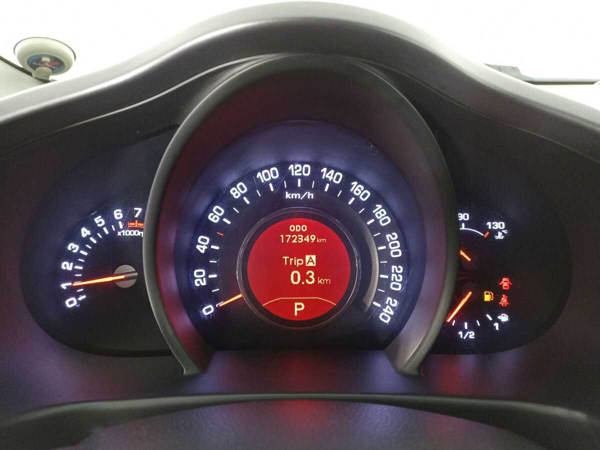 Kia Sportage с пробегом — 2012 год. Фото: #9