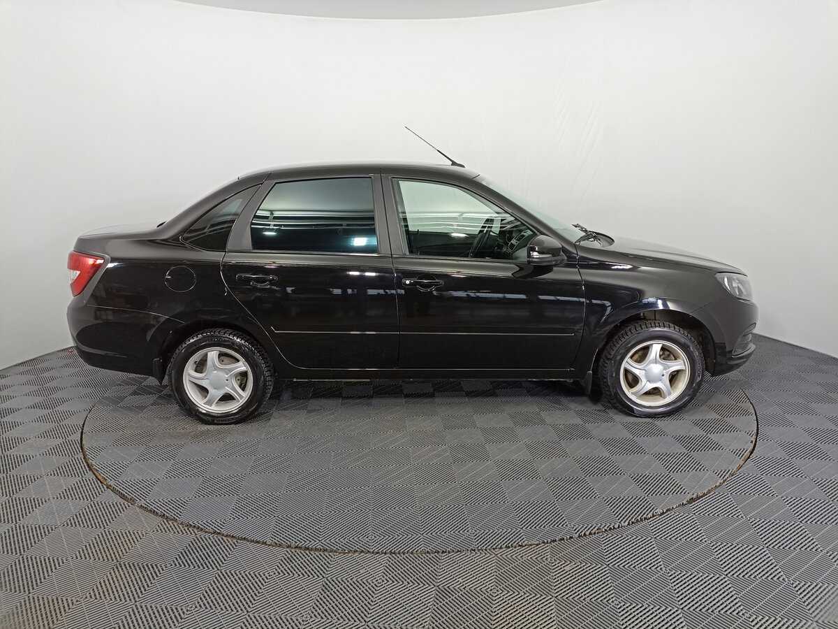 Lada (ВАЗ) Granta с пробегом — 2023 год. Фото: #3