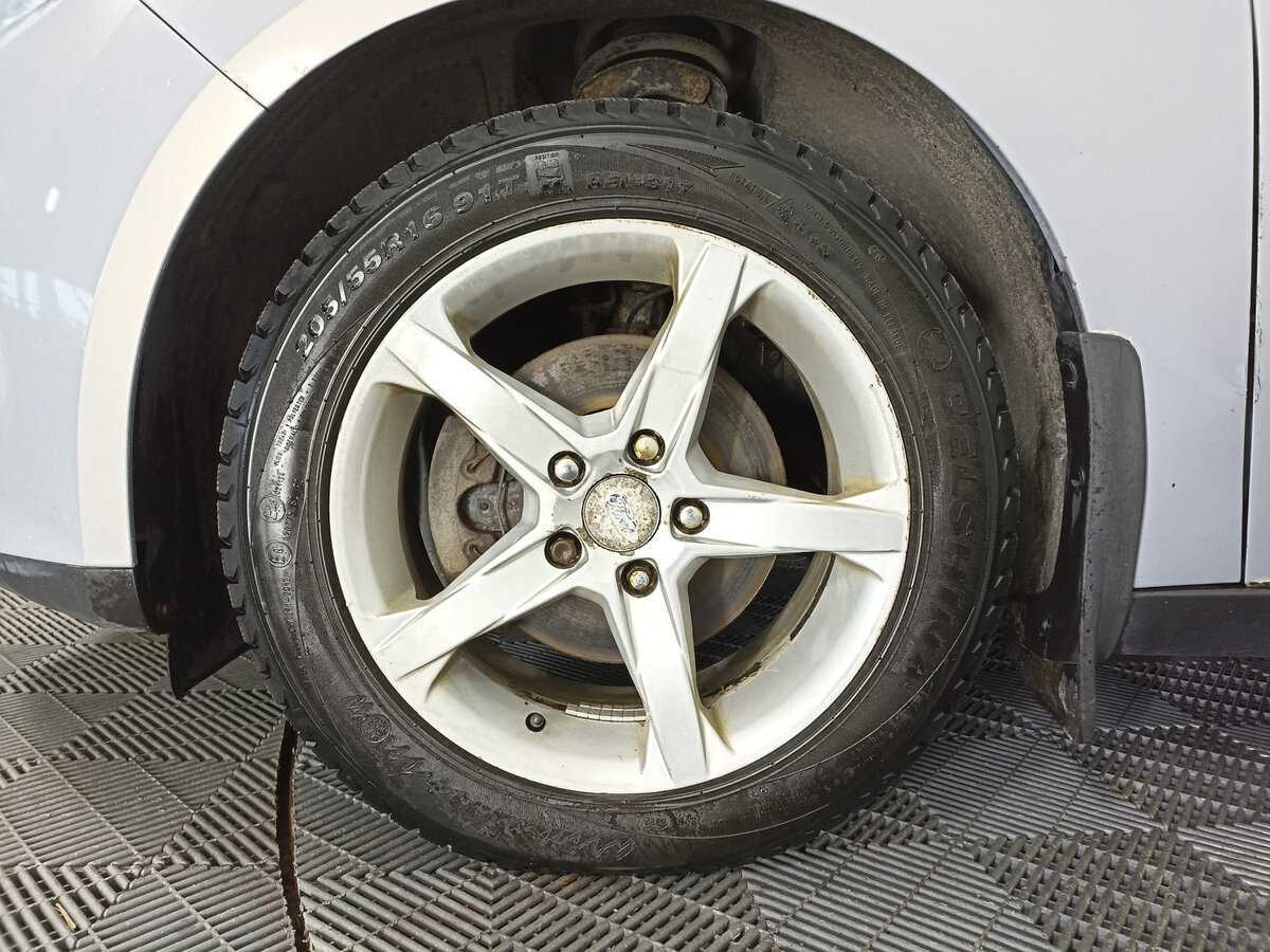 Ford Focus с пробегом — 2013 год. Фото: #16