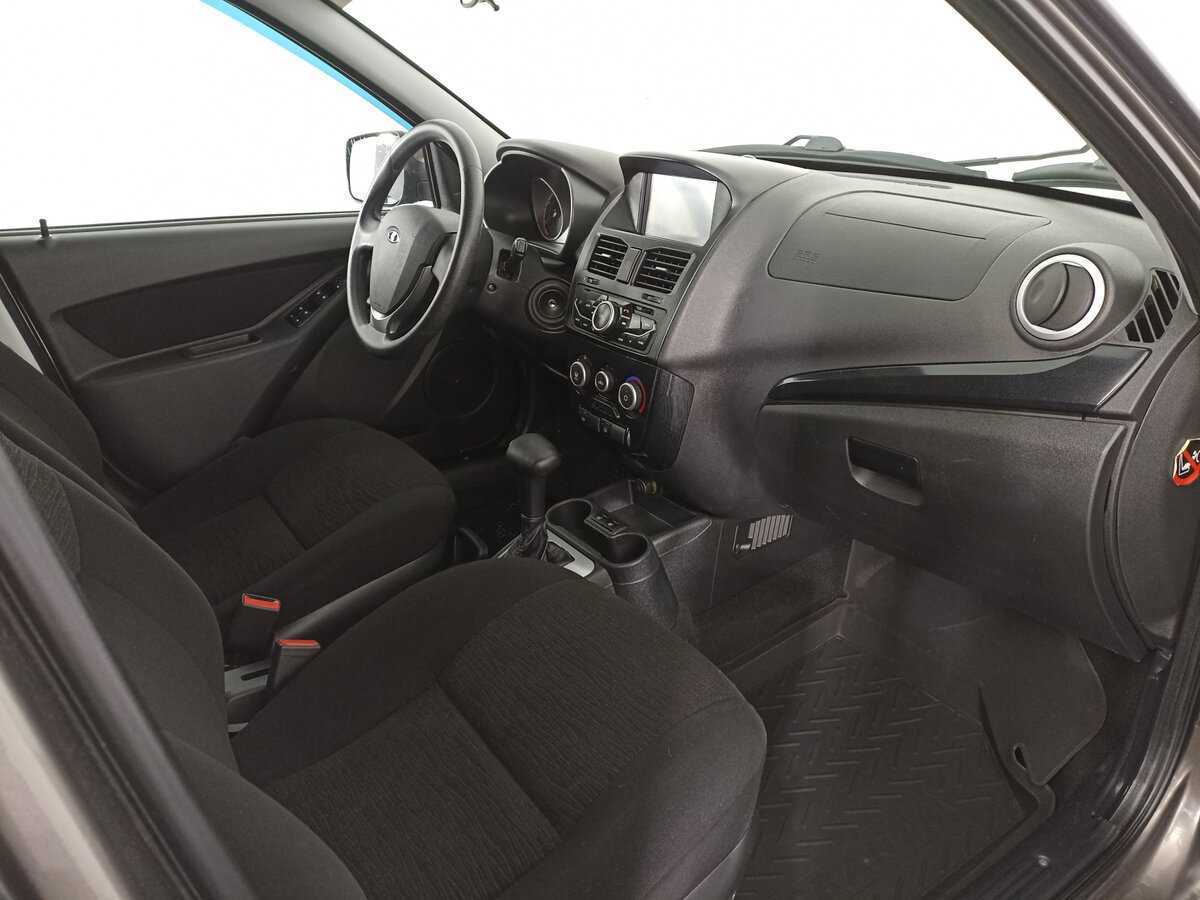 Lada (ВАЗ) Kalina с пробегом — 2013 год. Фото: #10