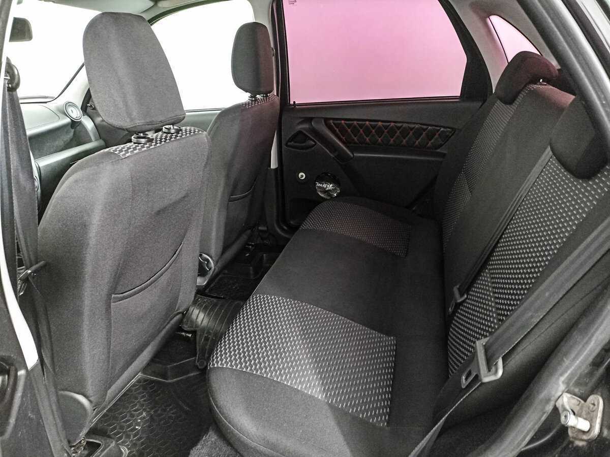 Lada (ВАЗ) Granta с пробегом — 2017 год. Фото: #11