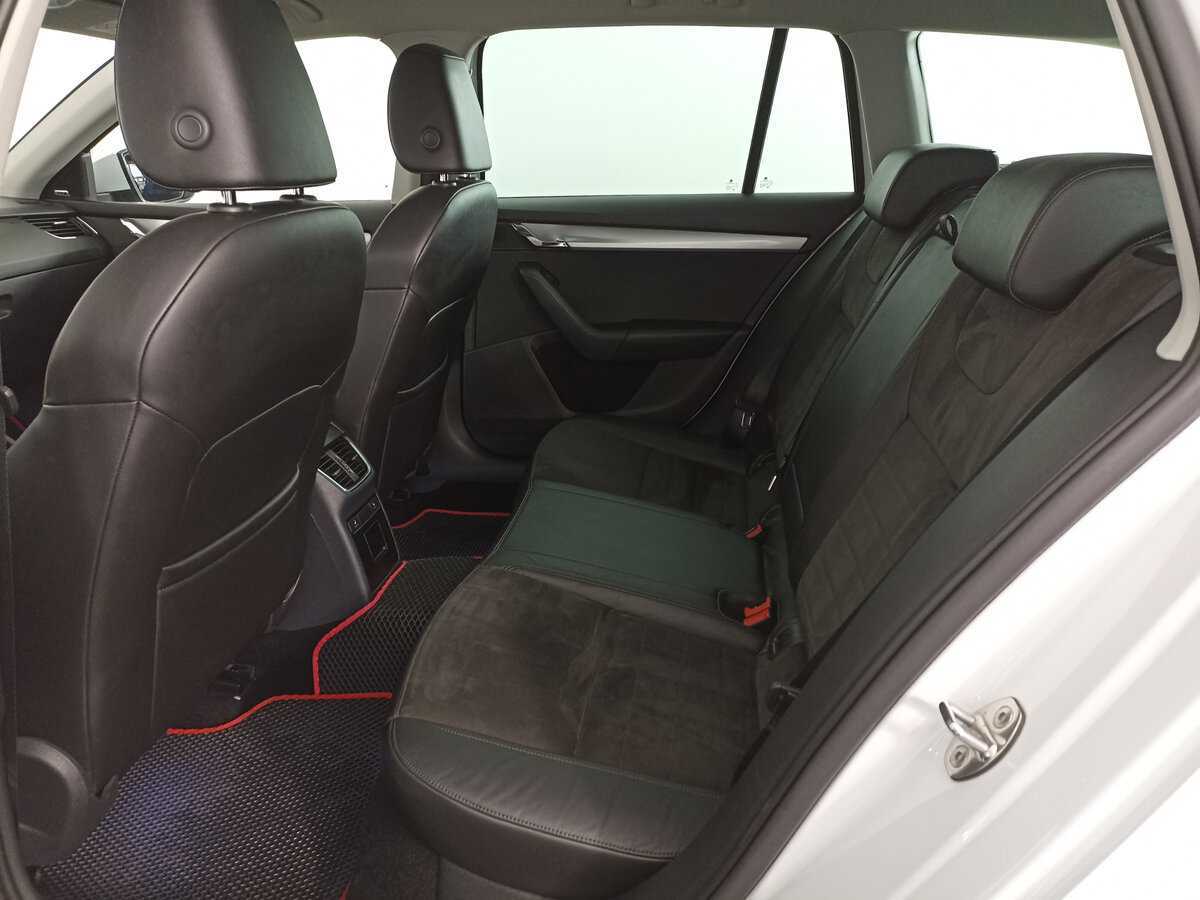 Skoda Octavia с пробегом — 2015 год. Фото: #11