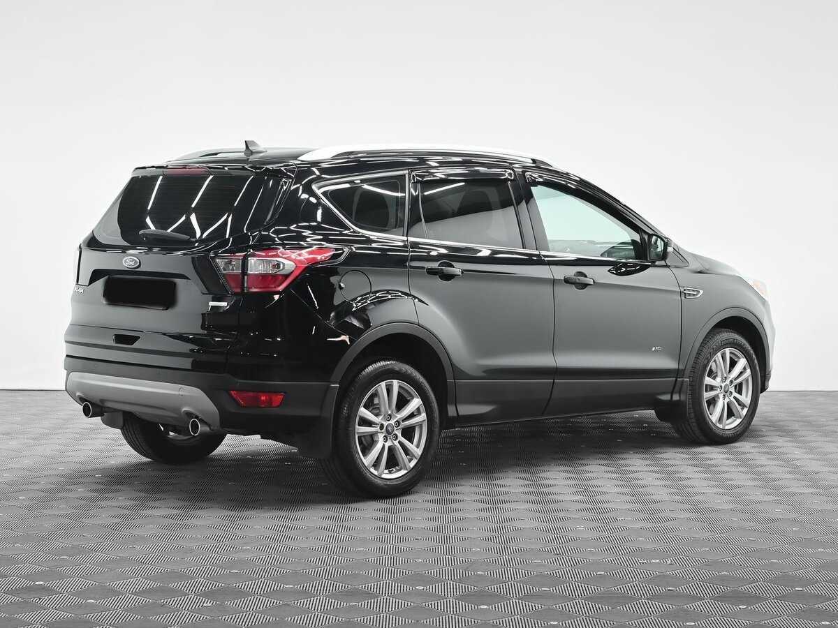 Ford Kuga с пробегом — 2017 год. Фото: #3