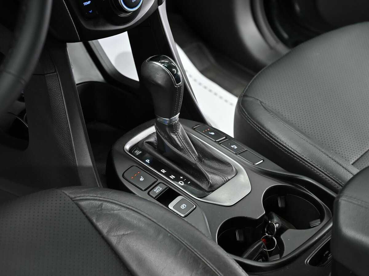 Hyundai Santa Fe с пробегом — 2013 год. Фото: #12