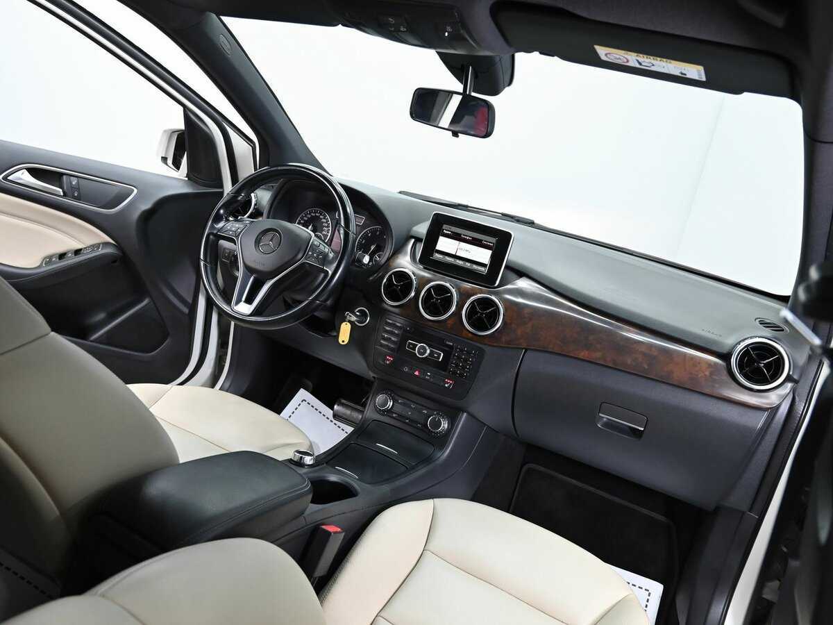 Mercedes-Benz B-Класс с пробегом — 2013 год. Фото: #9