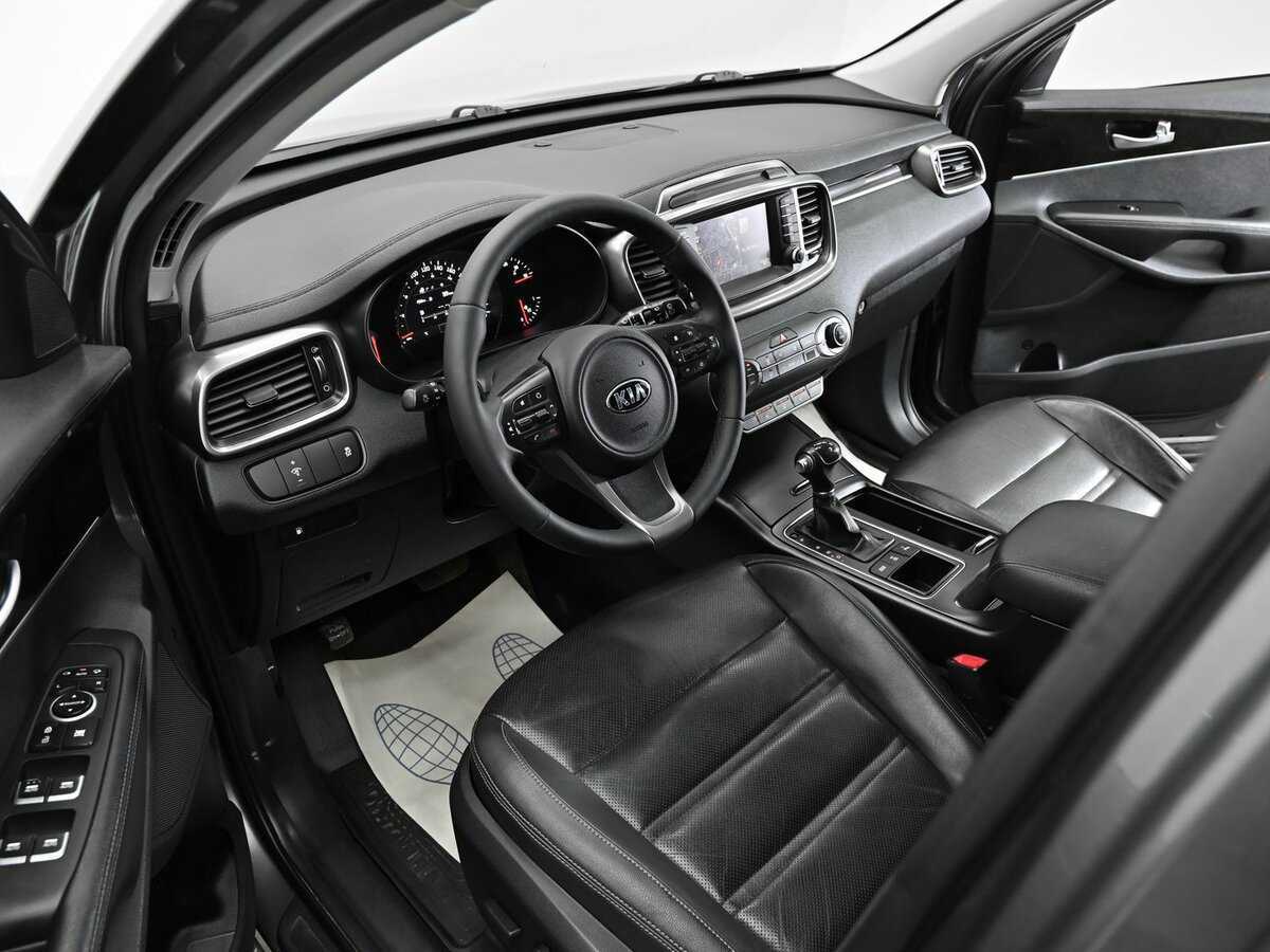 Kia Sorento с пробегом — 2017 год. Фото: #7