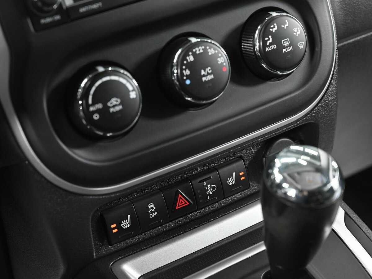 Jeep Compass с пробегом — 2014 год. Фото: #10