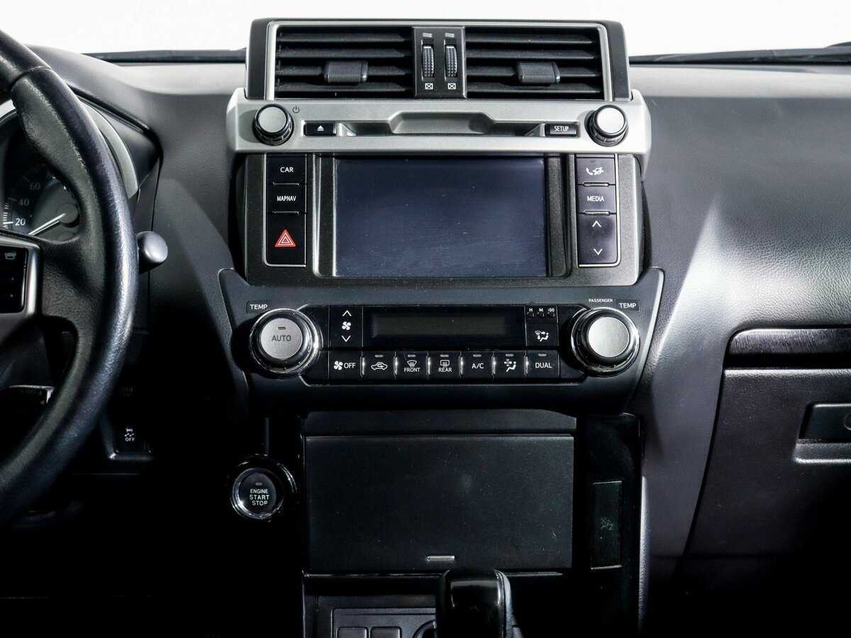 Toyota Land Cruiser Prado с пробегом — 2014 год. Фото: #9