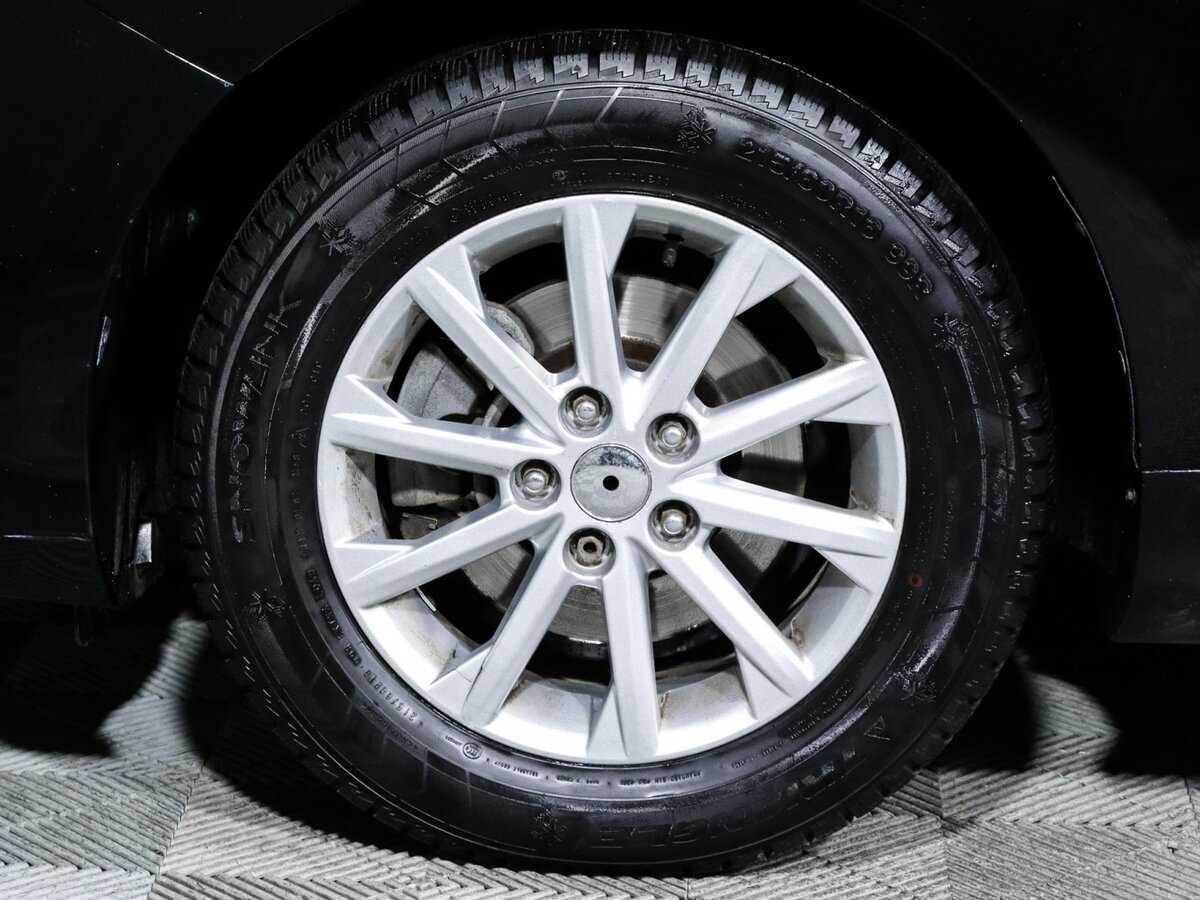 Toyota Camry с пробегом — 2013 год. Фото: #11