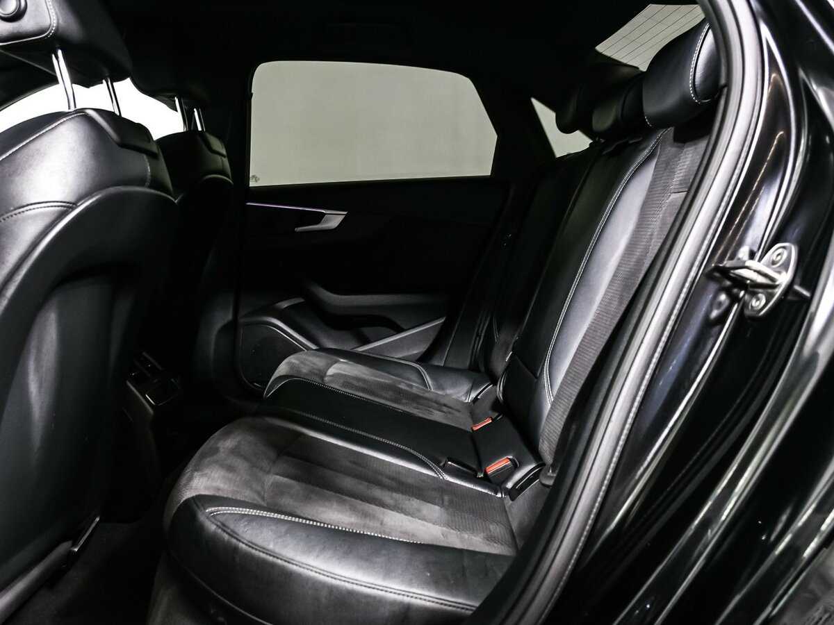 Audi A4 с пробегом — 2018 год. Фото: #11