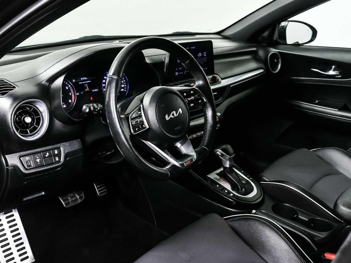 Kia Cerato с пробегом — 2021 год. Фото: #11