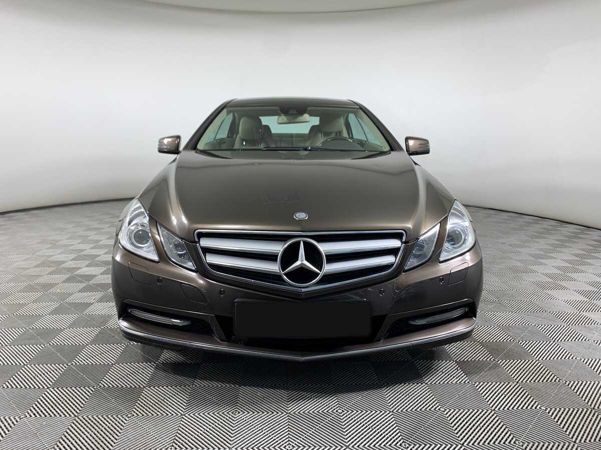 Mercedes-Benz E-Класс с пробегом — 2012 год. Фото: #1