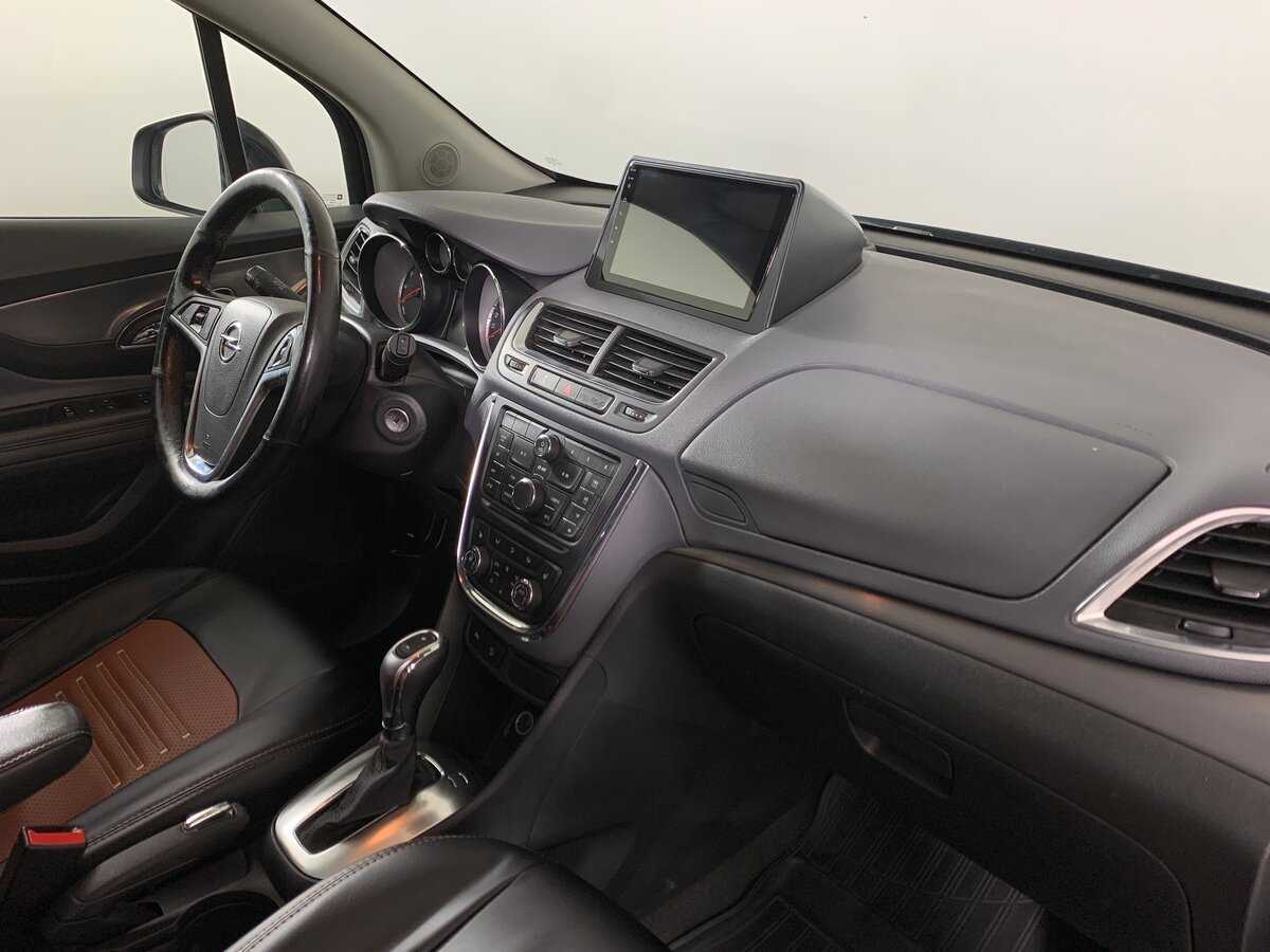 Opel Mokka с пробегом — 2013 год. Фото: #13