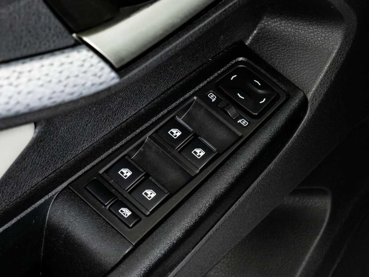 Lada (ВАЗ) Vesta с пробегом — 2019 год. Фото: #18