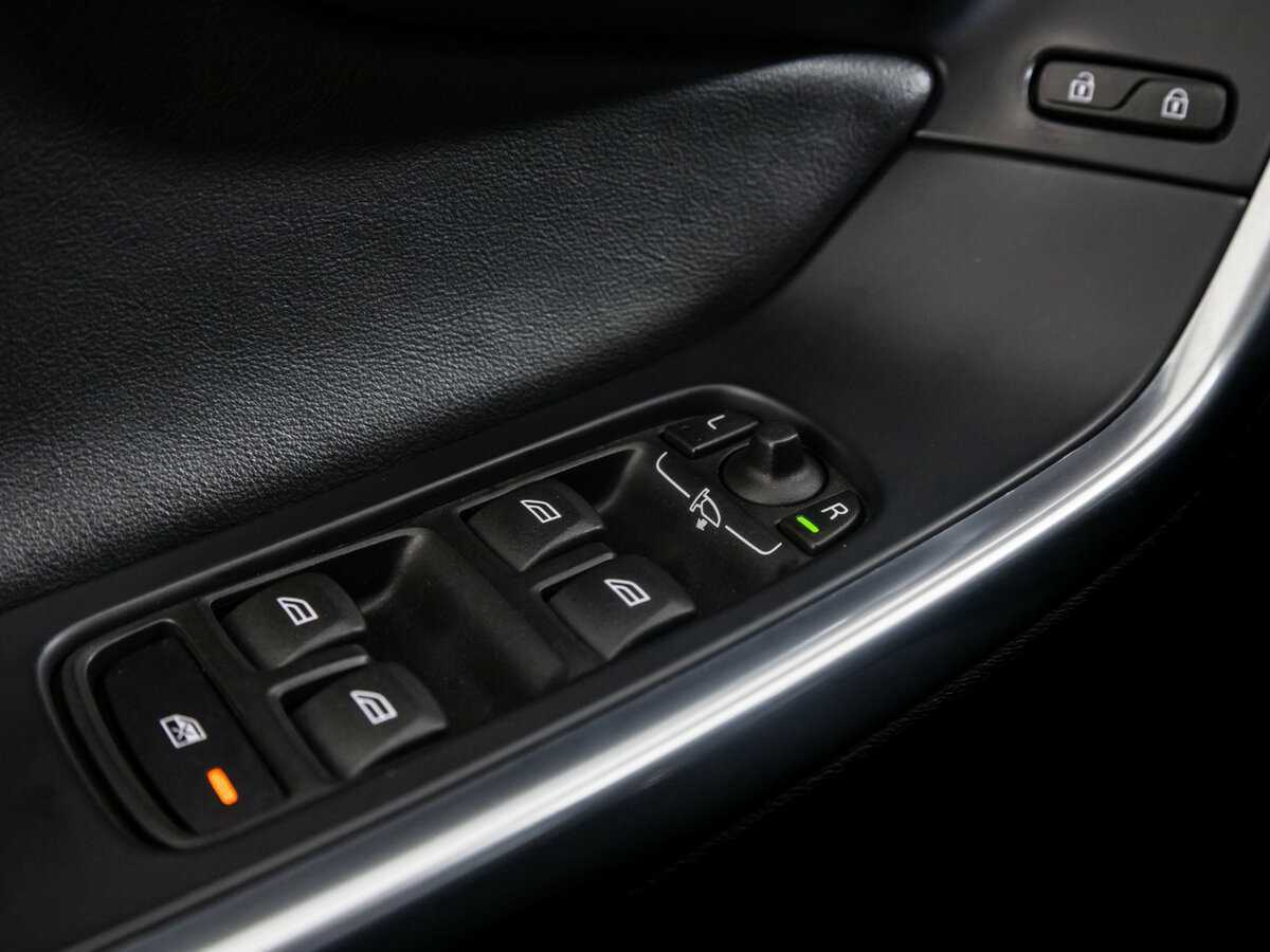 Volvo XC60 с пробегом — 2014 год. Фото: #22