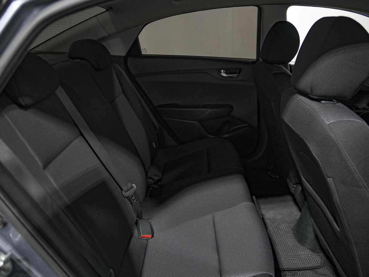 Hyundai Solaris с пробегом — 2020 год. Фото: #12