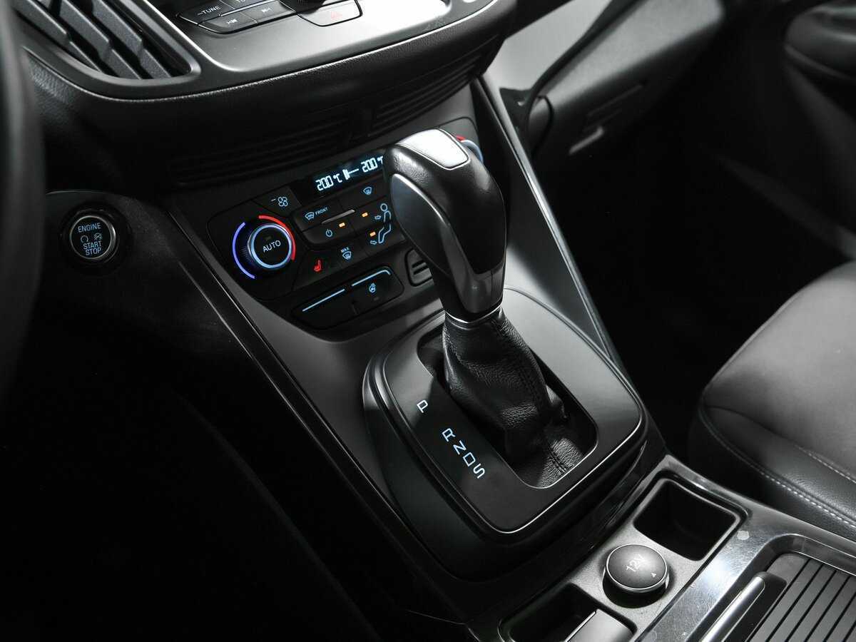 Ford Kuga с пробегом — 2018 год. Фото: #10