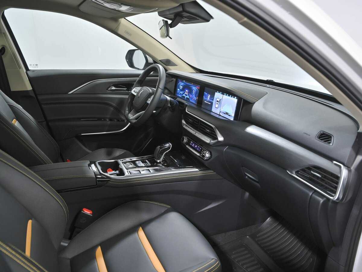 FAW Bestune T77 с пробегом — 2023 год. Фото: #5