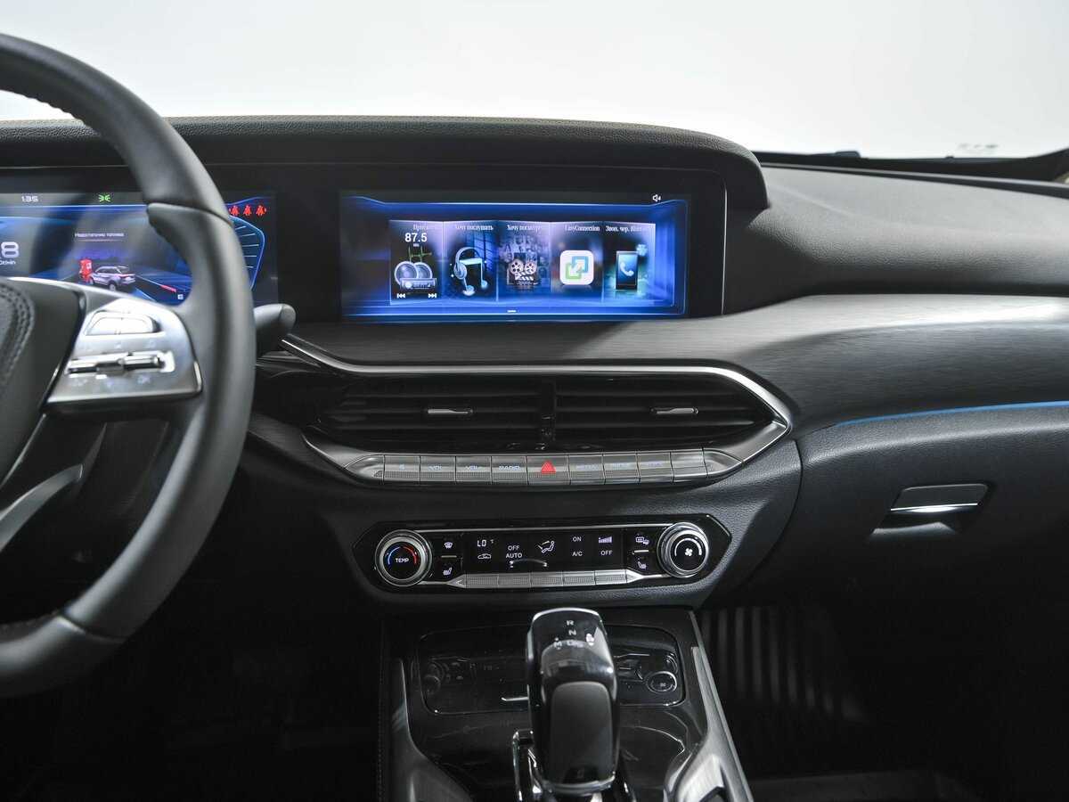 FAW Bestune T77 с пробегом — 2023 год. Фото: #11