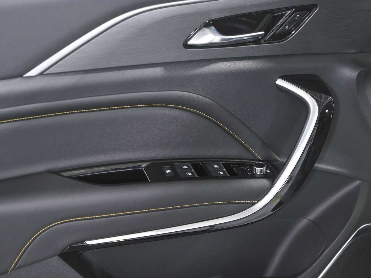 FAW Bestune T77 с пробегом — 2023 год. Фото: #17