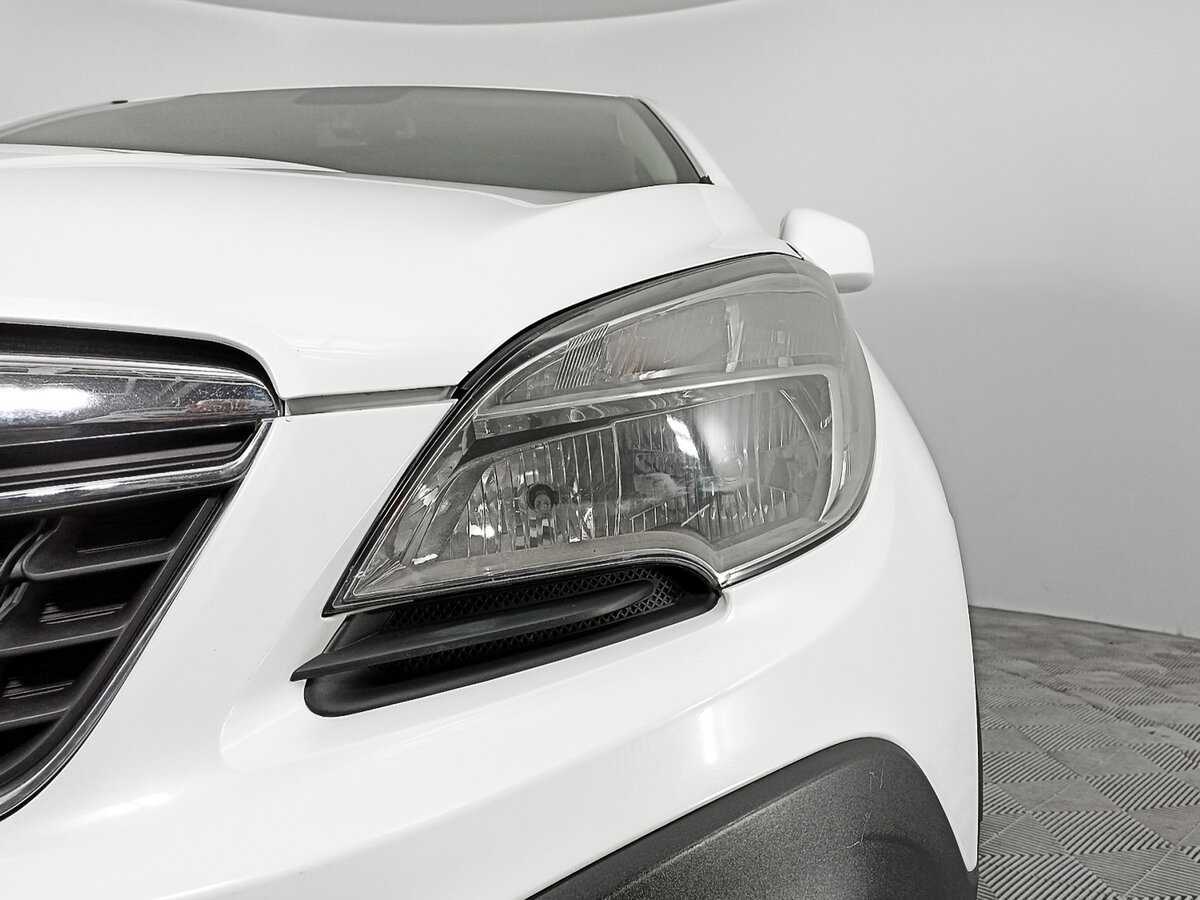 Opel Mokka с пробегом — 2012 год. Фото: #16