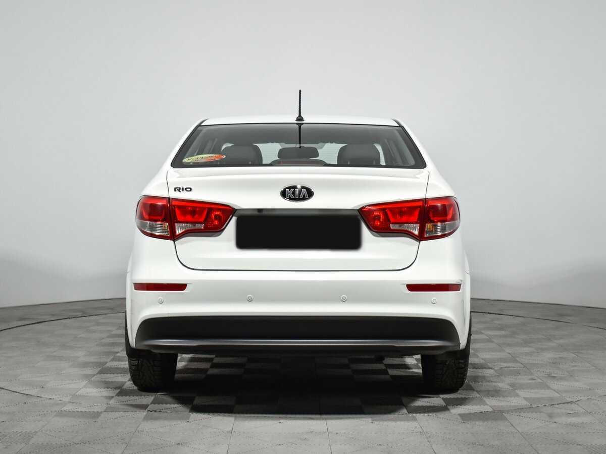 Kia Rio с пробегом — 2016 год. Фото: #5