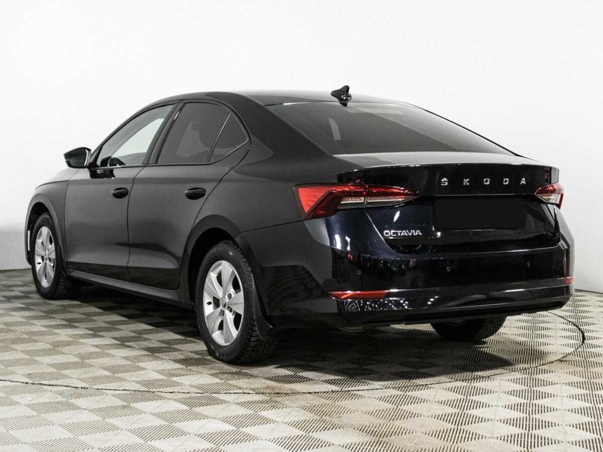 Skoda Octavia с пробегом — 2021 год. Фото: #6