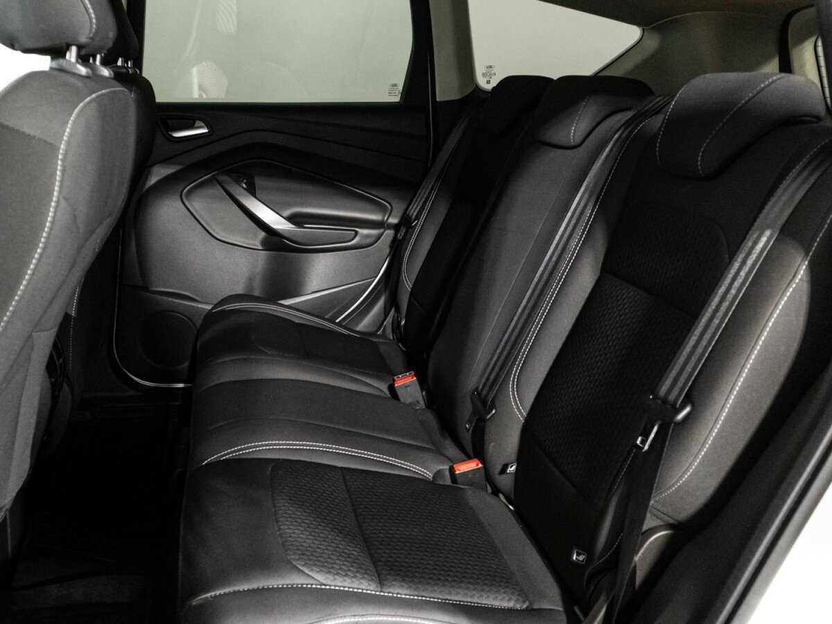 Ford Kuga с пробегом — 2017 год. Фото: #9